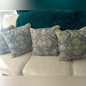 Sofa Pillows Ashley Furniture
